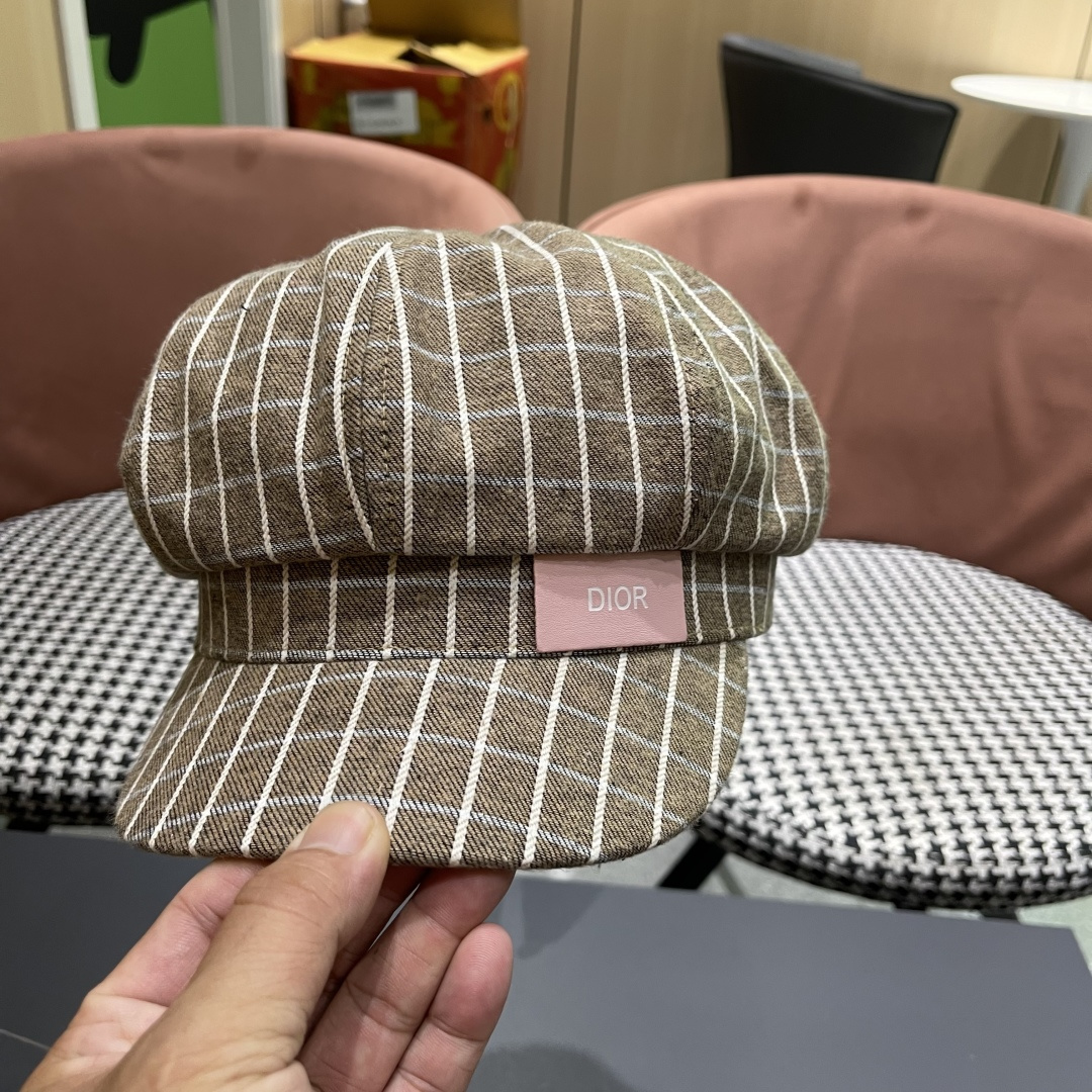  迪奥2025韩版八角帽子女士轻薄格子鸭舌帽秋天学生画家
帽薄款透气贝雷帽