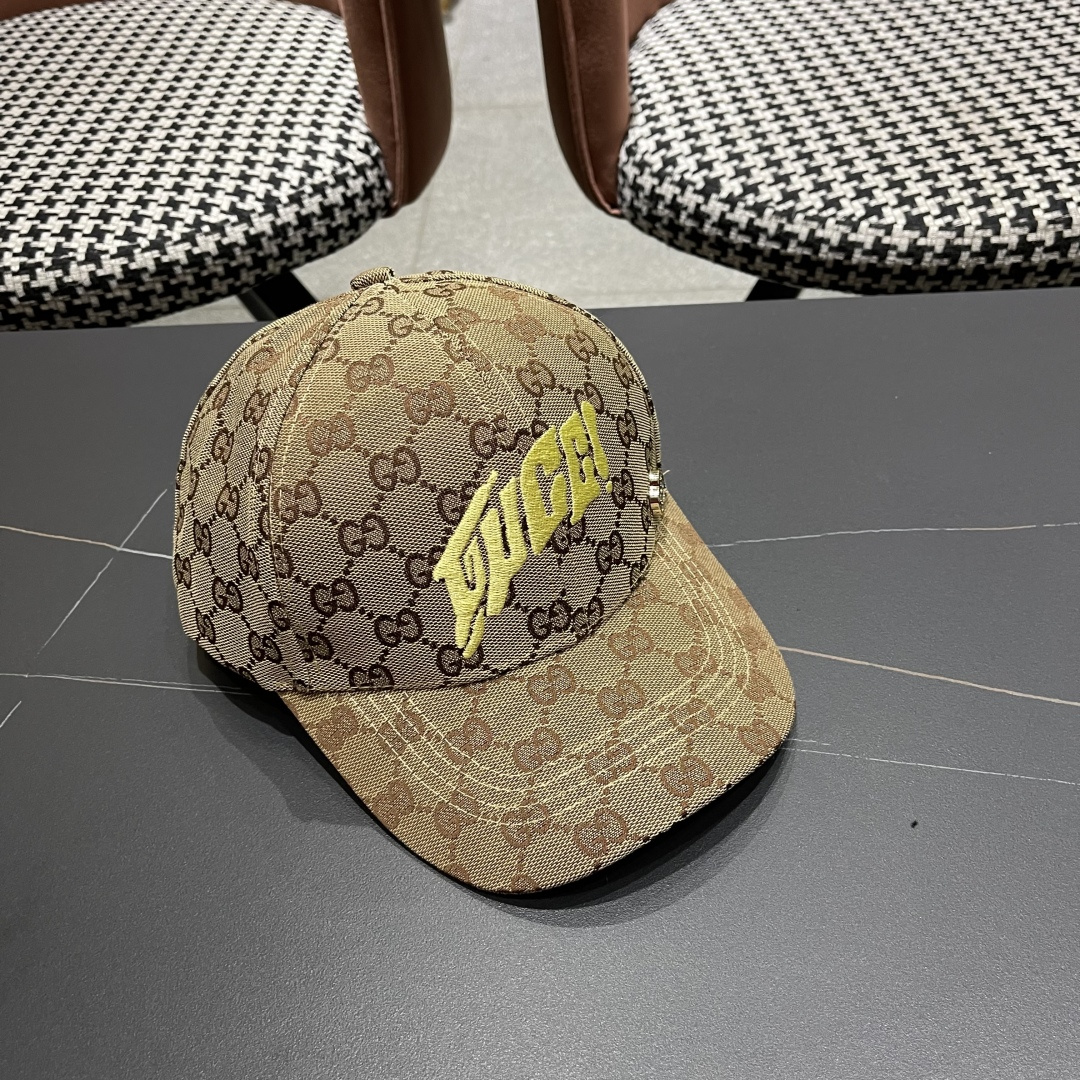  Gucci古奇新款原单棒球帽， 蛇年限定款，专柜11开模订制，完美对花，原版帆布面料，轻盈透气！基础头