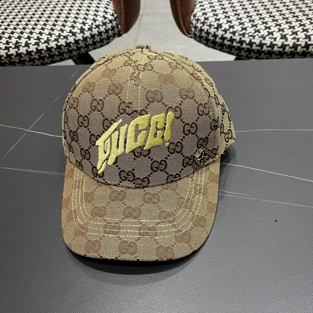  Gucci古奇新款原单棒球帽， 蛇年限定款，专柜11开模订制，完美对花，原版帆布面料，轻盈透气！基础头