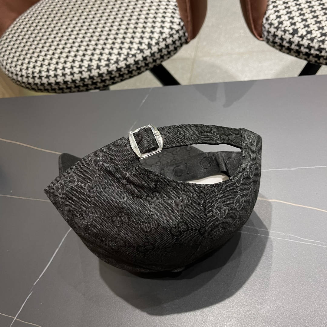  Gucci古奇新款原单棒球帽， 蛇年限定款，专柜11开模订制，完美对花，原版帆布面料，轻盈透气！基础头