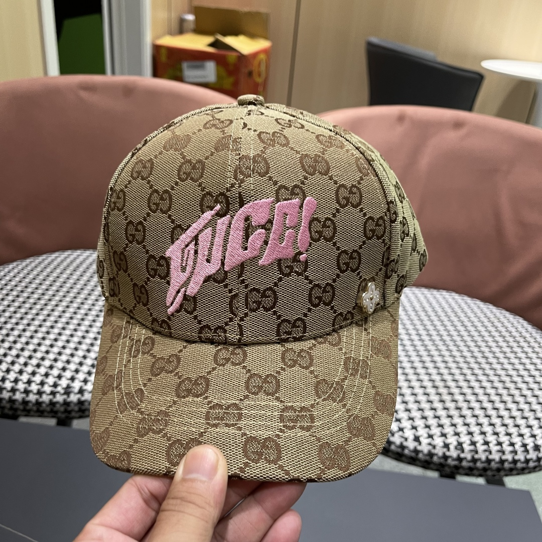  Gucci古奇新款原单棒球帽， 蛇年限定款，专柜11开模订制，完美对花，原版帆布面料，轻盈透气！基础头