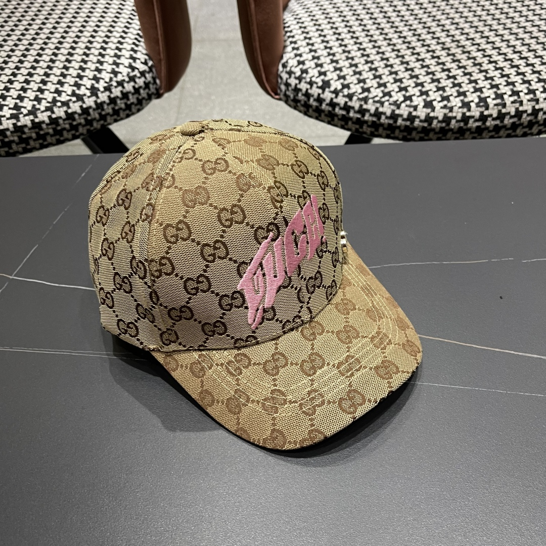  Gucci古奇新款原单棒球帽， 蛇年限定款，专柜11开模订制，完美对花，原版帆布面料，轻盈透气！基础头
