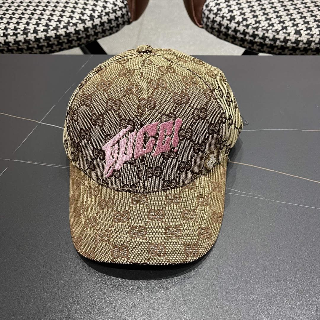  Gucci古奇新款原单棒球帽， 蛇年限定款，专柜11开模订制，完美对花，原版帆布面料，轻盈透气！基础头