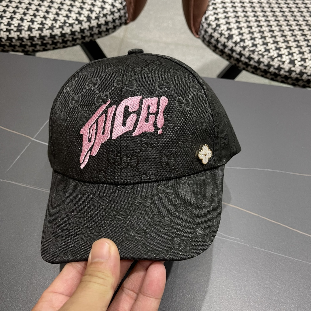  Gucci古奇新款原单棒球帽， 蛇年限定款，专柜11开模订制，完美对花，原版帆布面料，轻盈透气！基础头