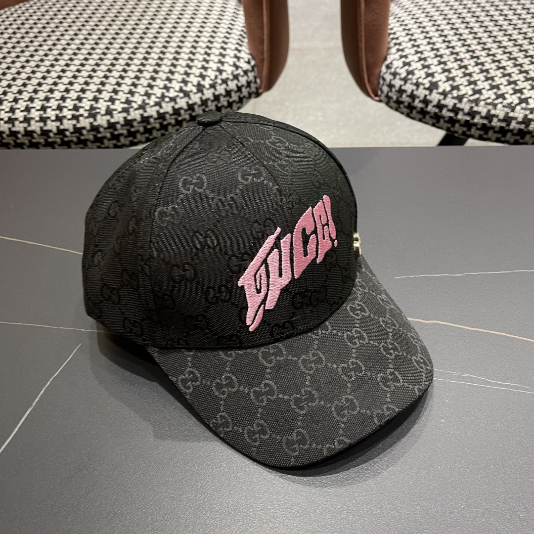  Gucci古奇新款原单棒球帽， 蛇年限定款，专柜11开模订制，完美对花，原版帆布面料，轻盈透气！基础头