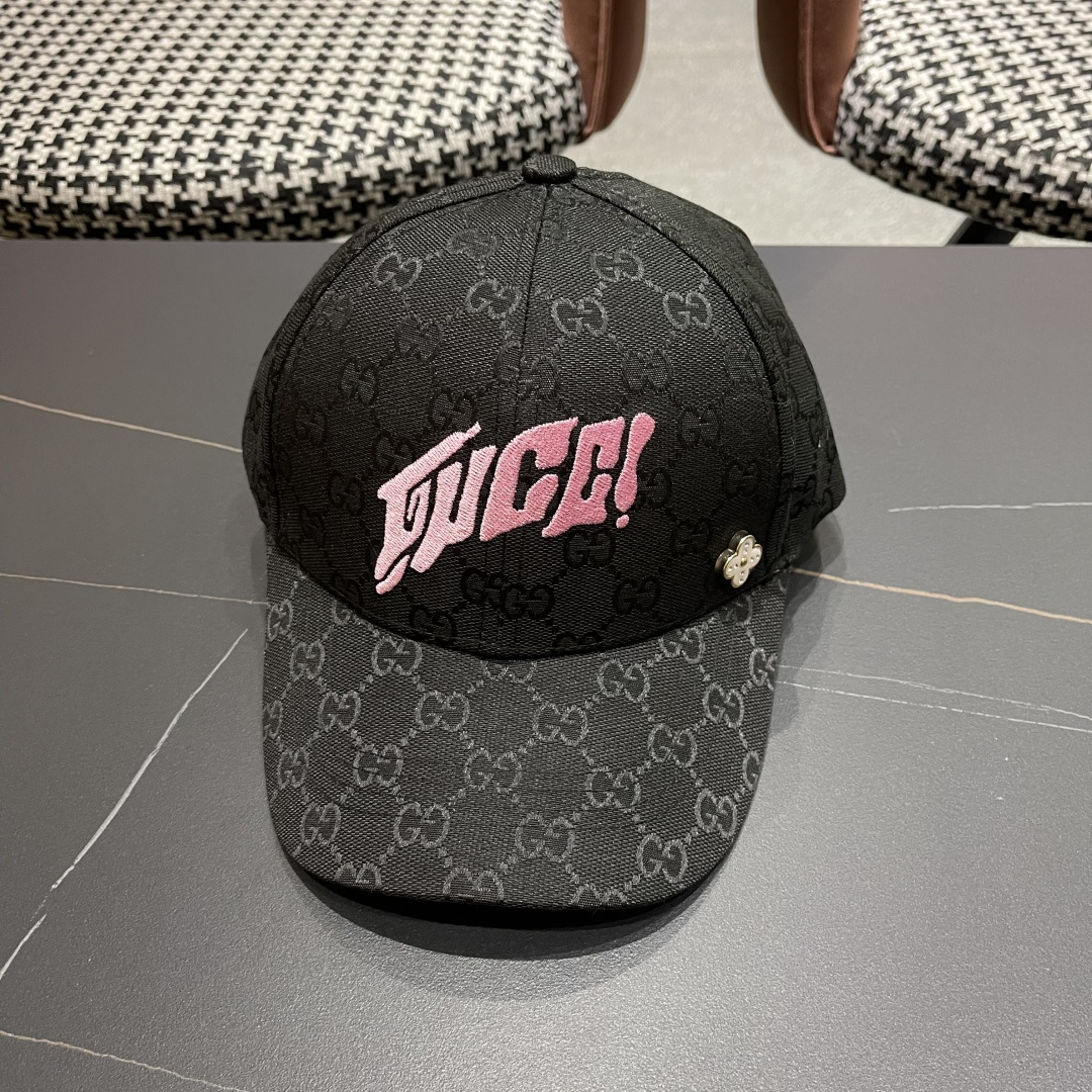  Gucci古奇新款原单棒球帽， 蛇年限定款，专柜11开模订制，完美对花，原版帆布面料，轻盈透气！基础头