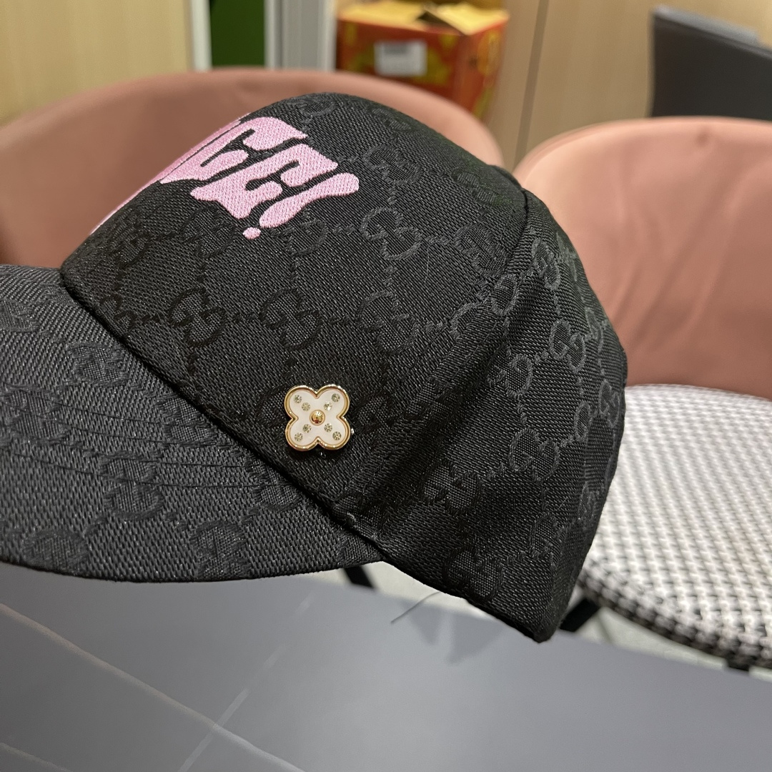  Gucci古奇新款原单棒球帽， 蛇年限定款，专柜11开模订制，完美对花，原版帆布面料，轻盈透气！基础头