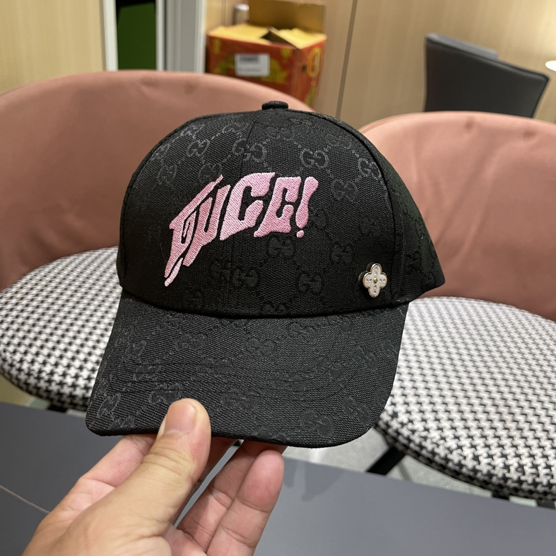  Gucci古奇新款原单棒球帽， 蛇年限定款，专柜11开模订制，完美对花，原版帆布面料，轻盈透气！基础头