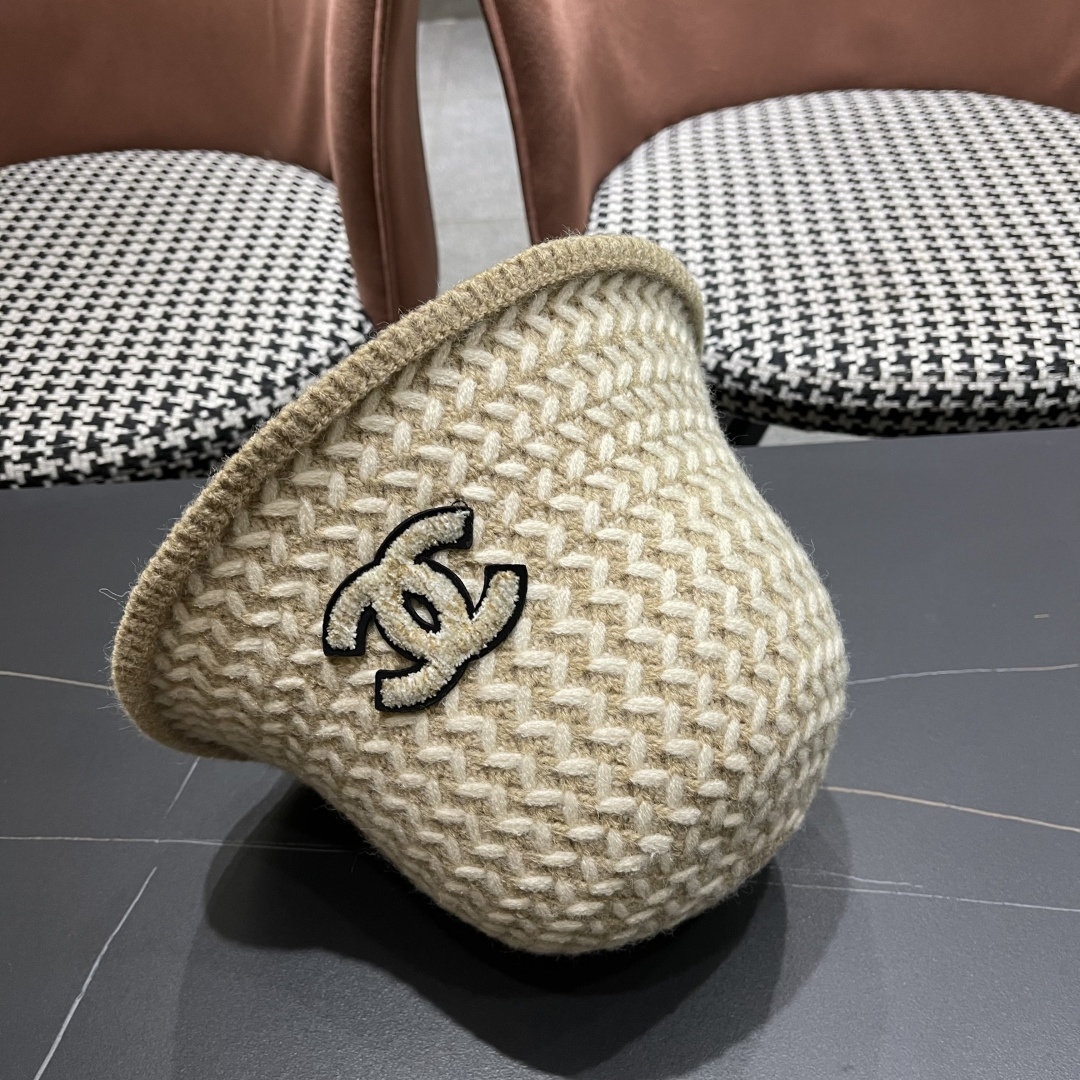  香奈儿 网红同款渔夫帽盆帽女士秋冬季保暖圆顶水桶帽
舒适有型韩版潮帽