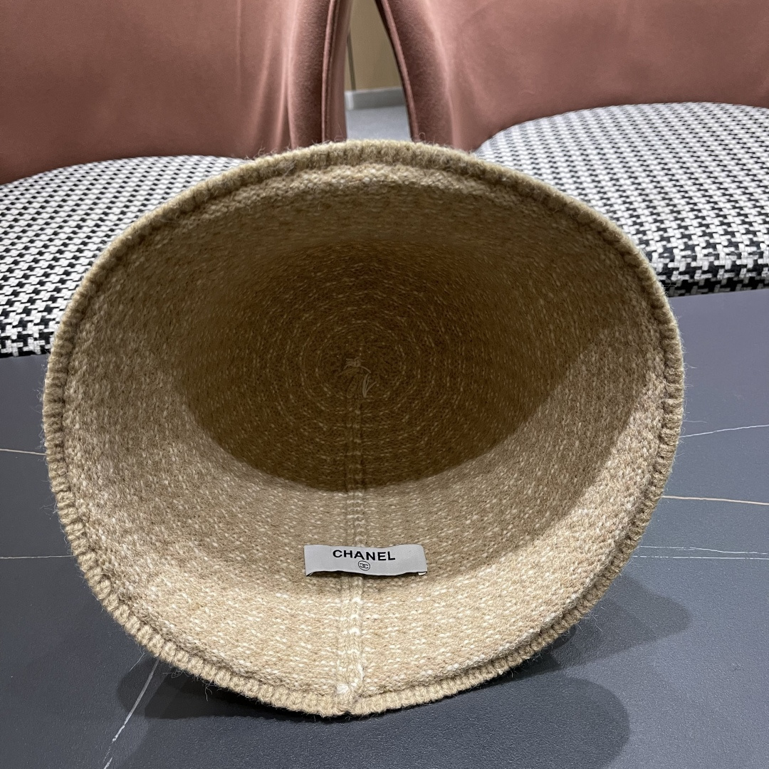  香奈儿 网红同款渔夫帽盆帽女士秋冬季保暖圆顶水桶帽
舒适有型韩版潮帽