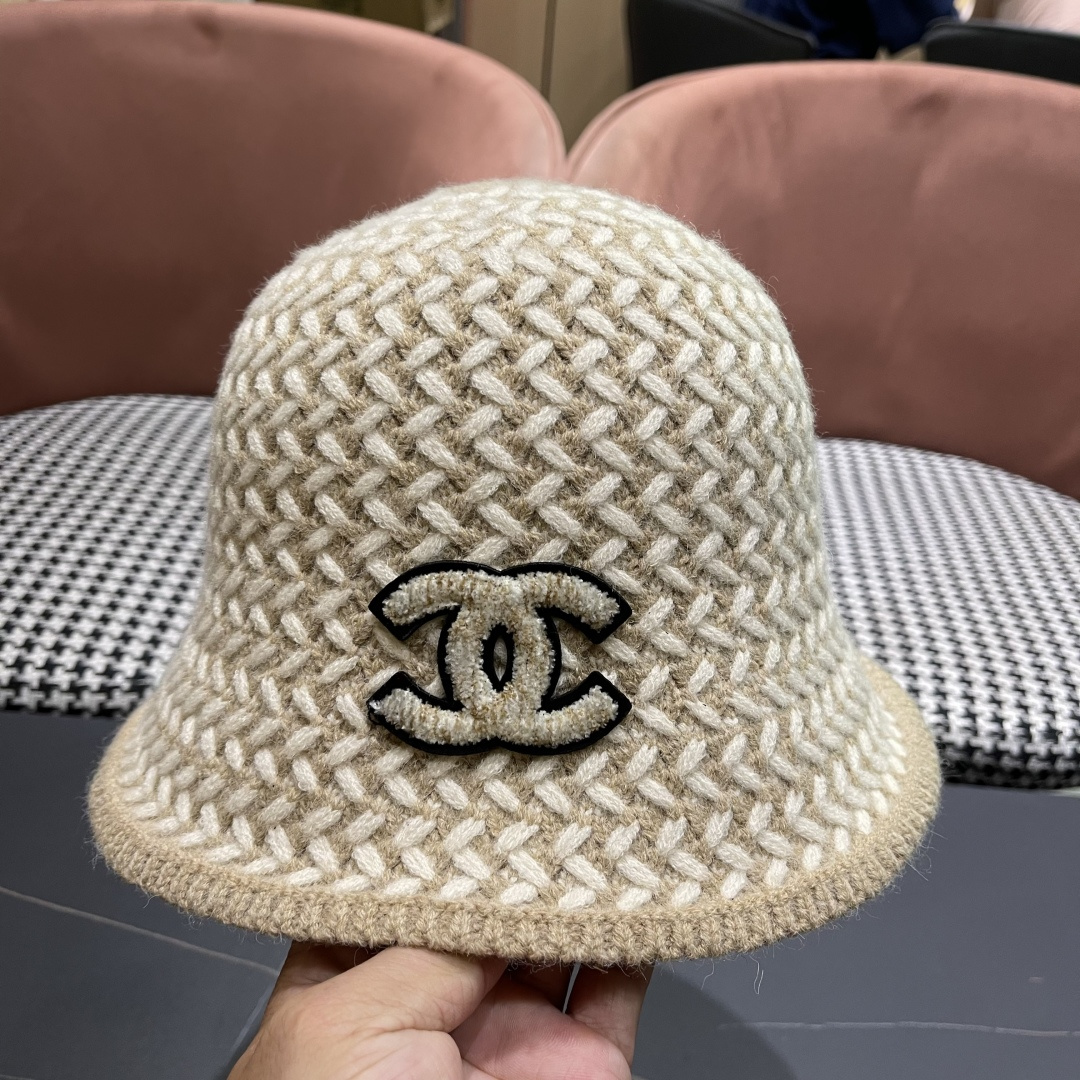  香奈儿 网红同款渔夫帽盆帽女士秋冬季保暖圆顶水桶帽
舒适有型韩版潮帽