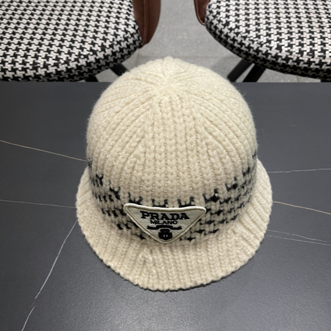  普拉达 日系纯色针织镂空渔夫帽子女秋冬季2025新款盆帽