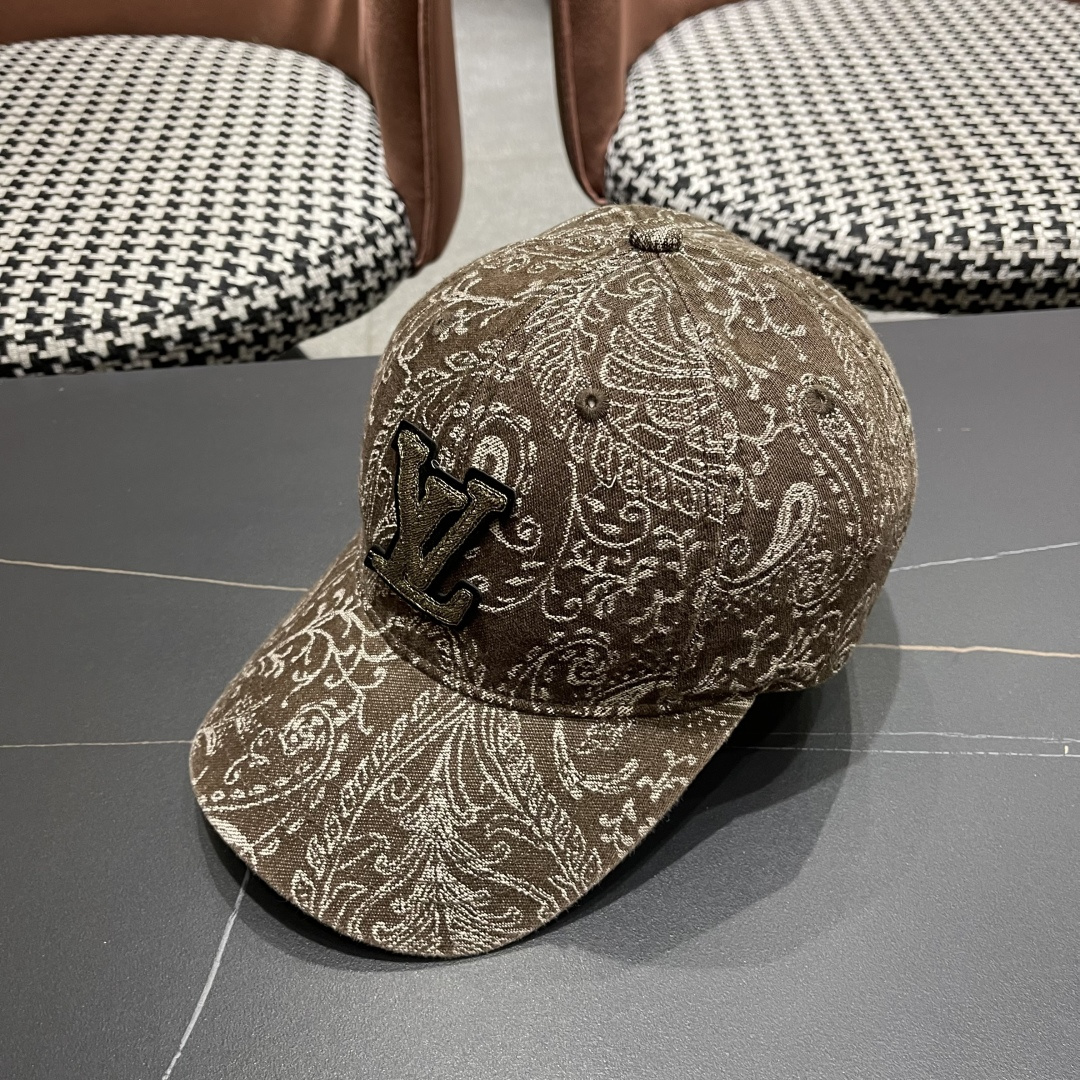  
 Lv路易威登 日韩系花纹做旧休闲复古时尚百搭街
头出游棒球帽画家帽新款