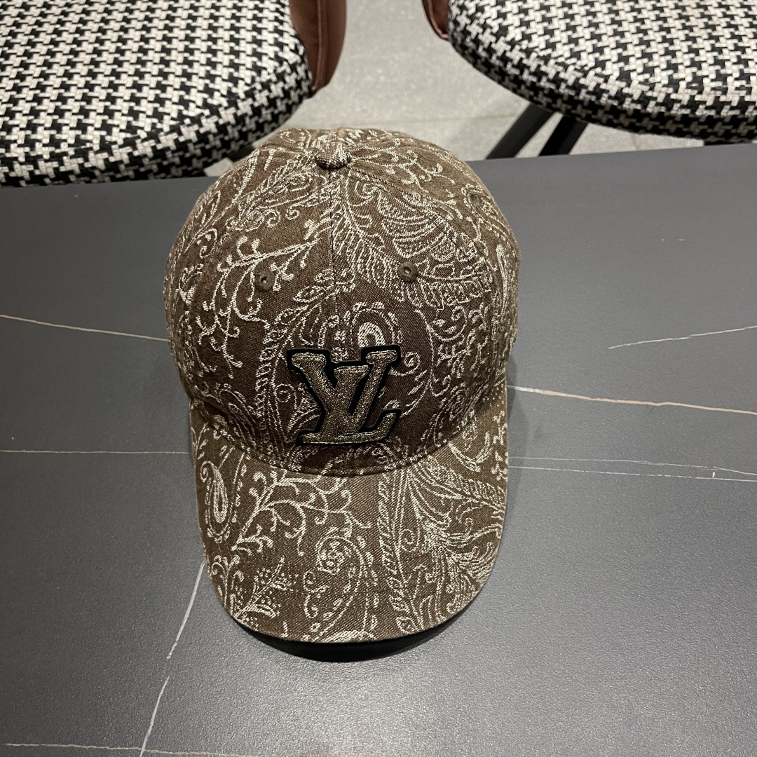  
 Lv路易威登 日韩系花纹做旧休闲复古时尚百搭街
头出游棒球帽画家帽新款