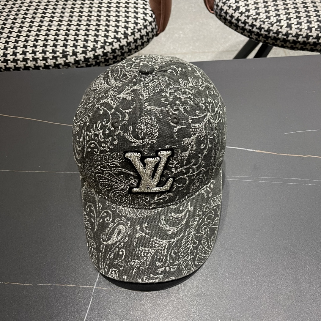  
 Lv路易威登 日韩系花纹做旧休闲复古时尚百搭街
头出游棒球帽画家帽新款
