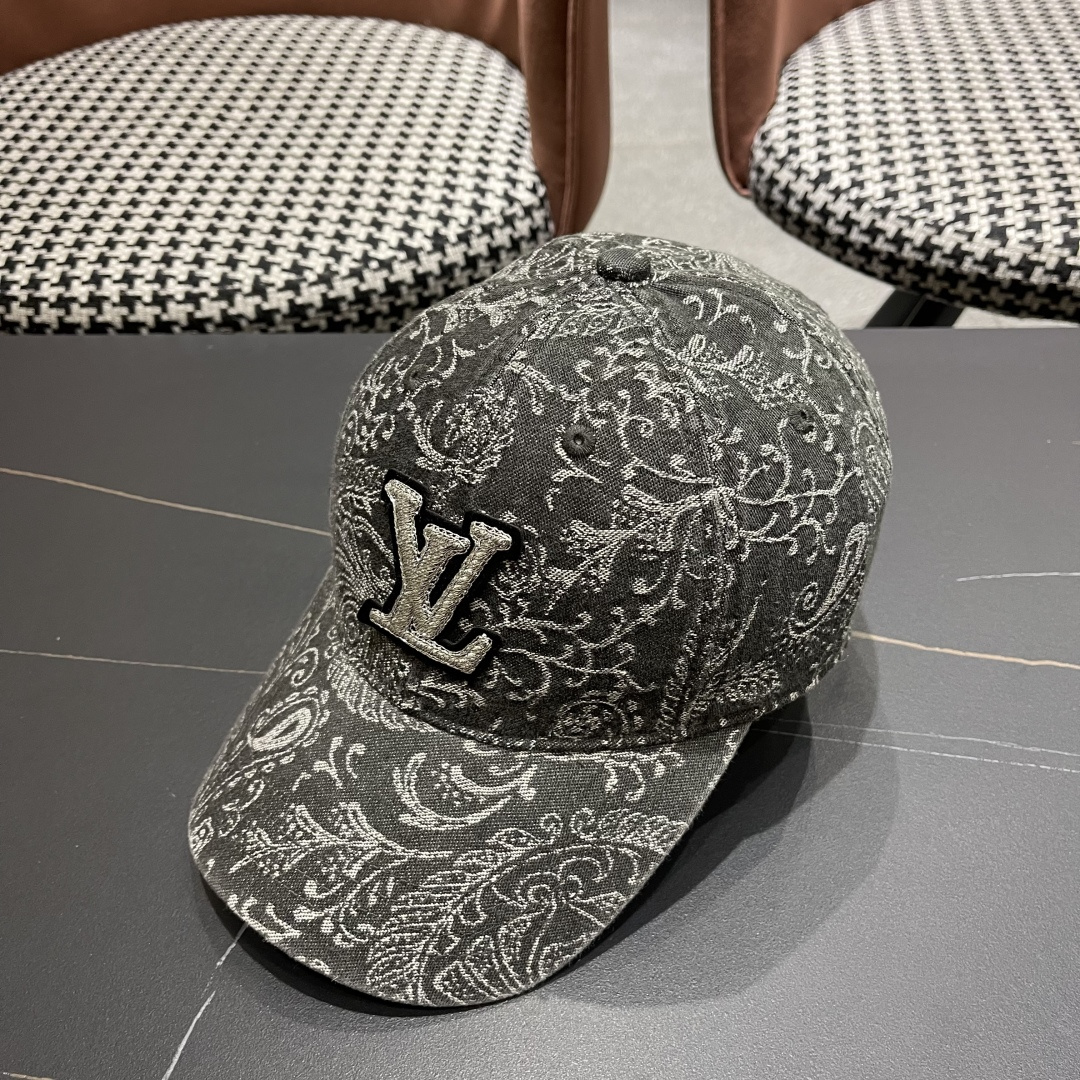  
 Lv路易威登 日韩系花纹做旧休闲复古时尚百搭街
头出游棒球帽画家帽新款