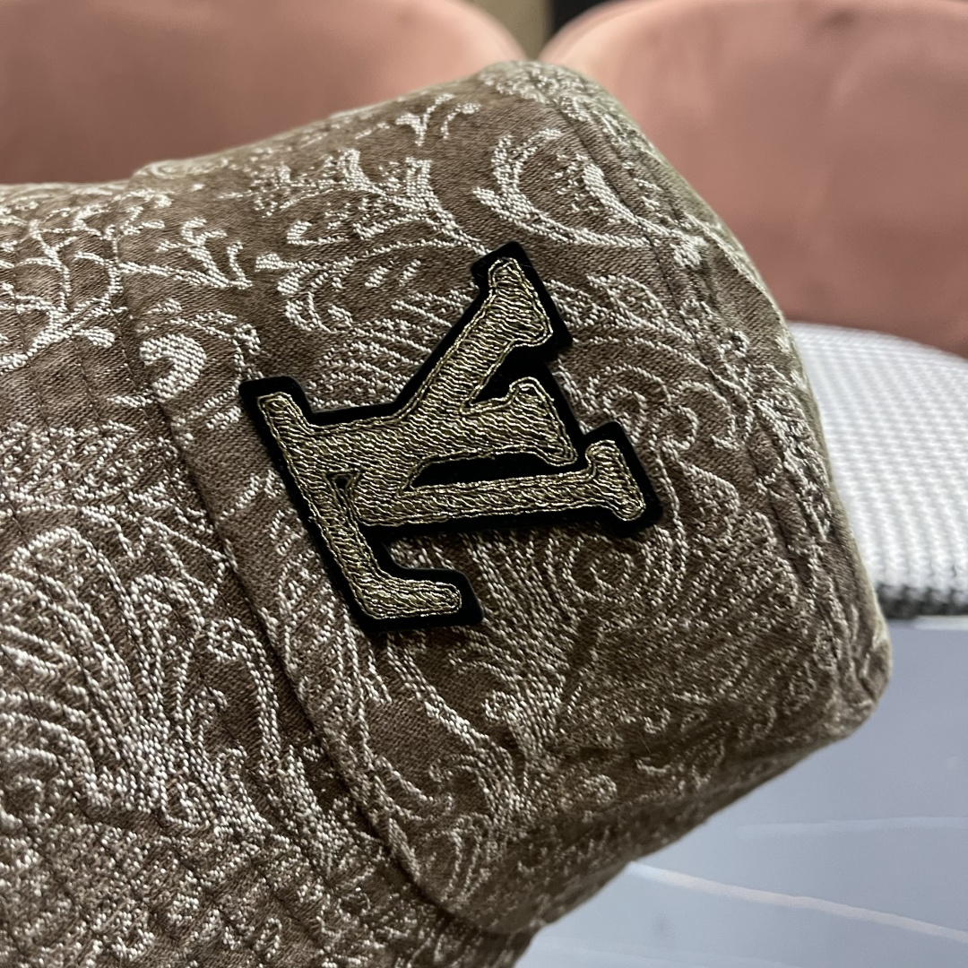  
 Lv路易威登 日韩系花纹做旧休闲复古时尚百搭街
头出游渔夫帽画家帽新款