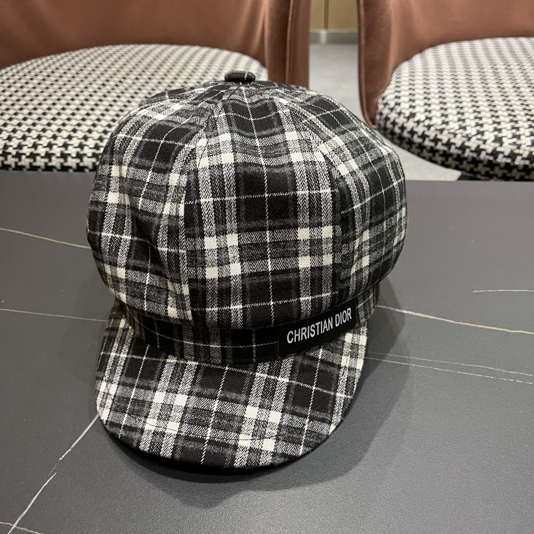  迪奥 美式复古格纹八角帽2025新款大头围
显脸小报童帽夏季薄款防晒帽子