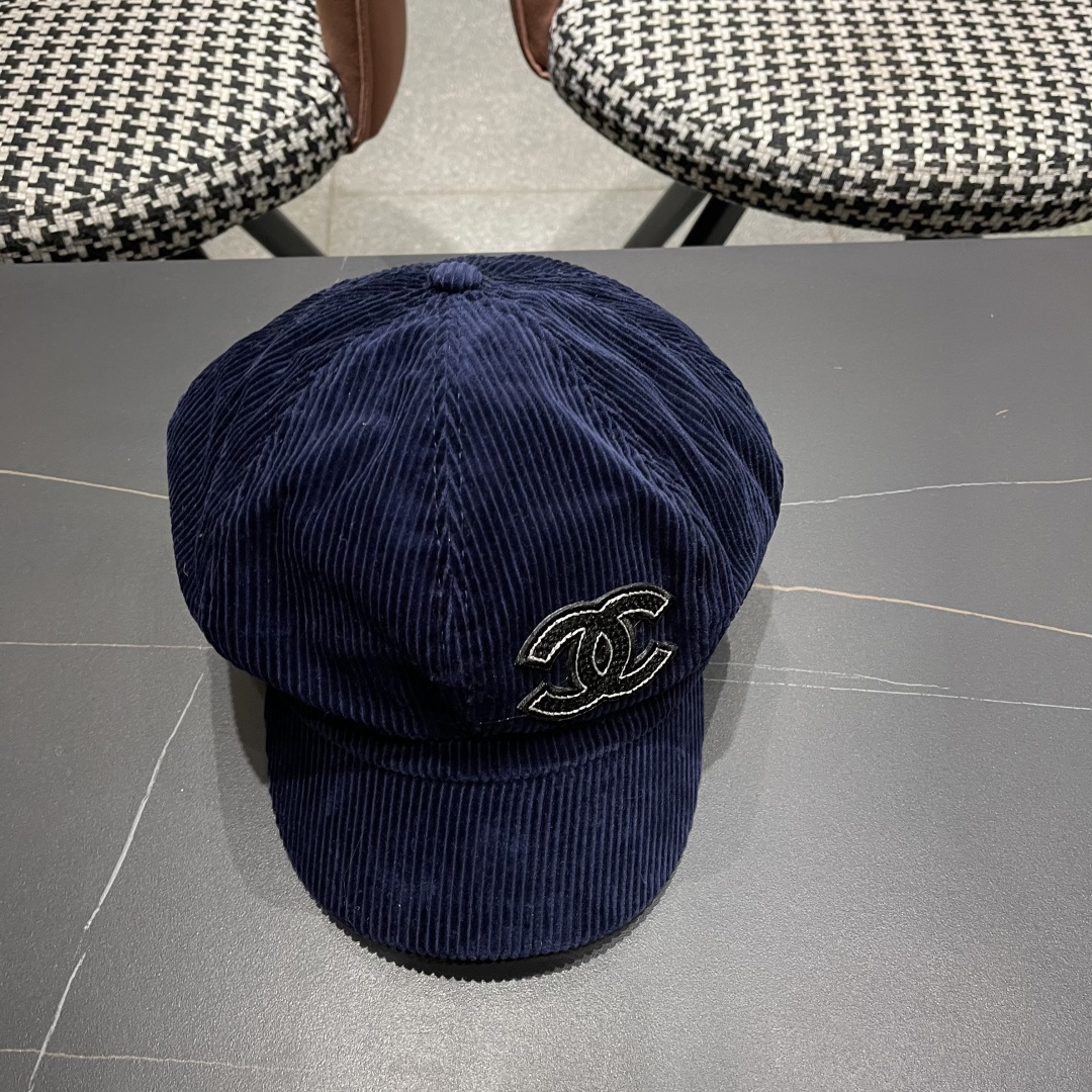  Chanel 香奈儿*八角贝雷帽很有质感~帽型真的超级正 做工很精细不会踏喜欢复古港风的姐妹不可出错过