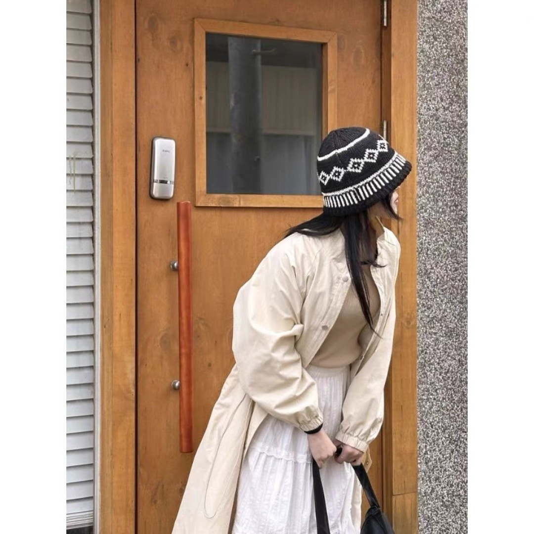  迪奥 2025秋冬新款菱形图案毛线帽女情侣休闲百搭保暖护耳冷帽针织帽子