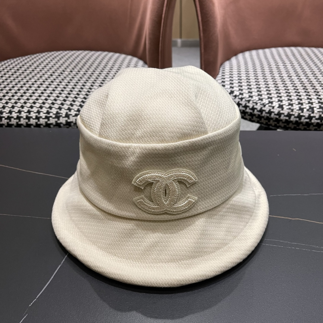   【CHANEL香奈儿】2025新款秋冬渔夫帽，大沿超好搭配，闭眼入的一款