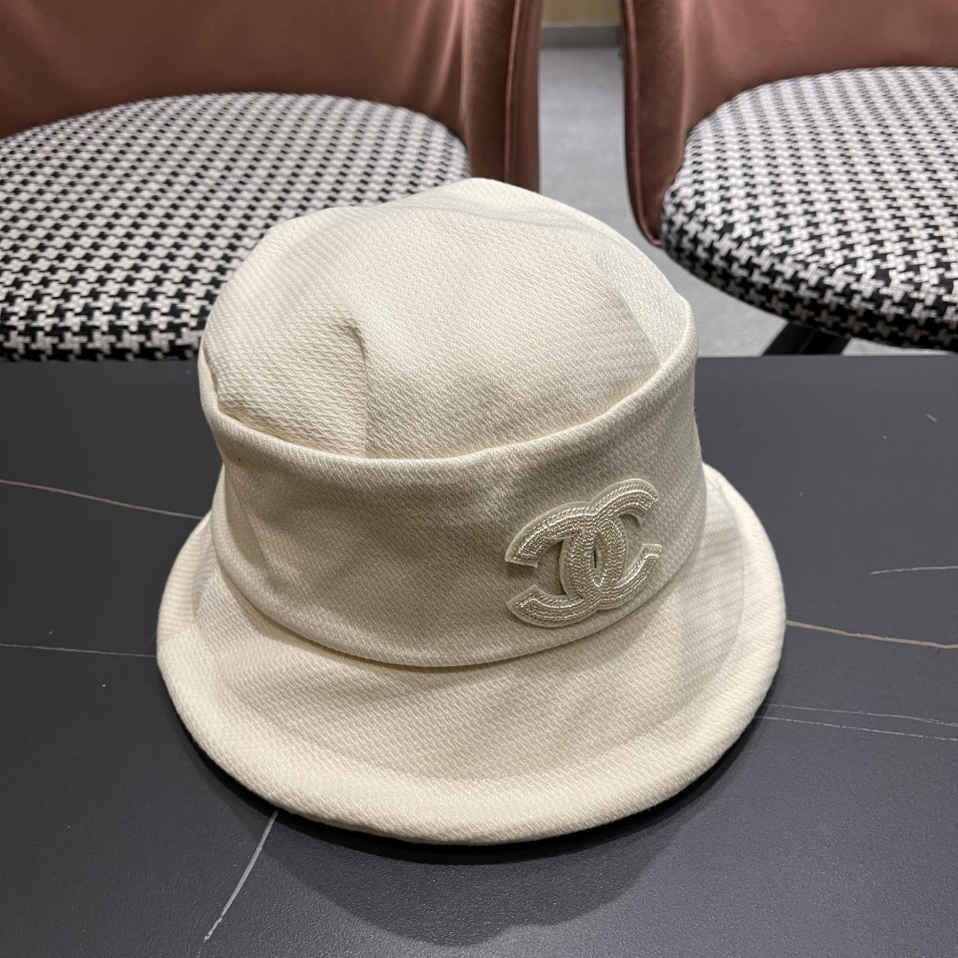   【CHANEL香奈儿】2025新款秋冬渔夫帽，大沿超好搭配，闭眼入的一款