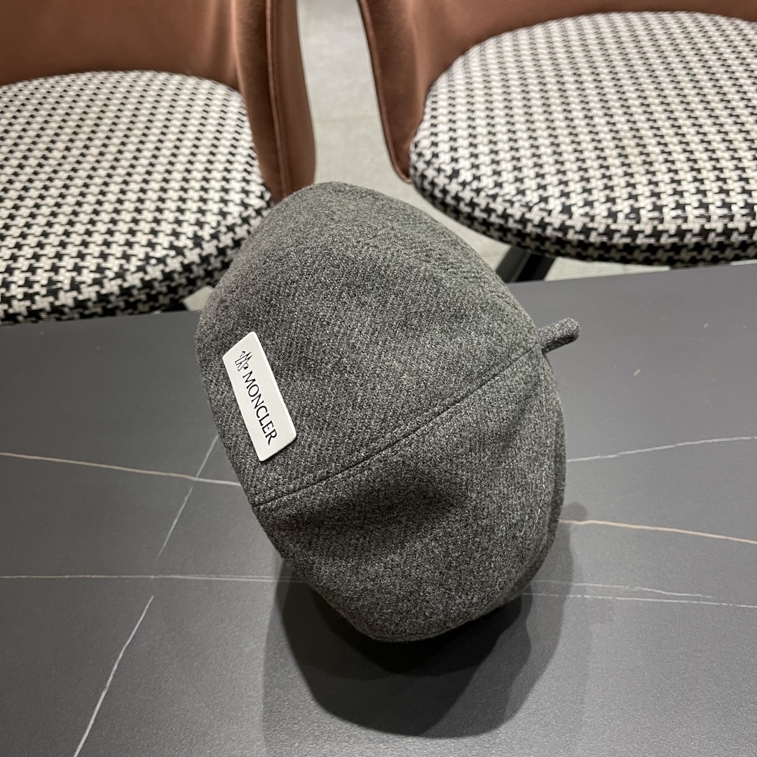  蒙囗 雷帽女秋冬新款显脸小反戴前进帽
秋冬羊毛呢画家帽子