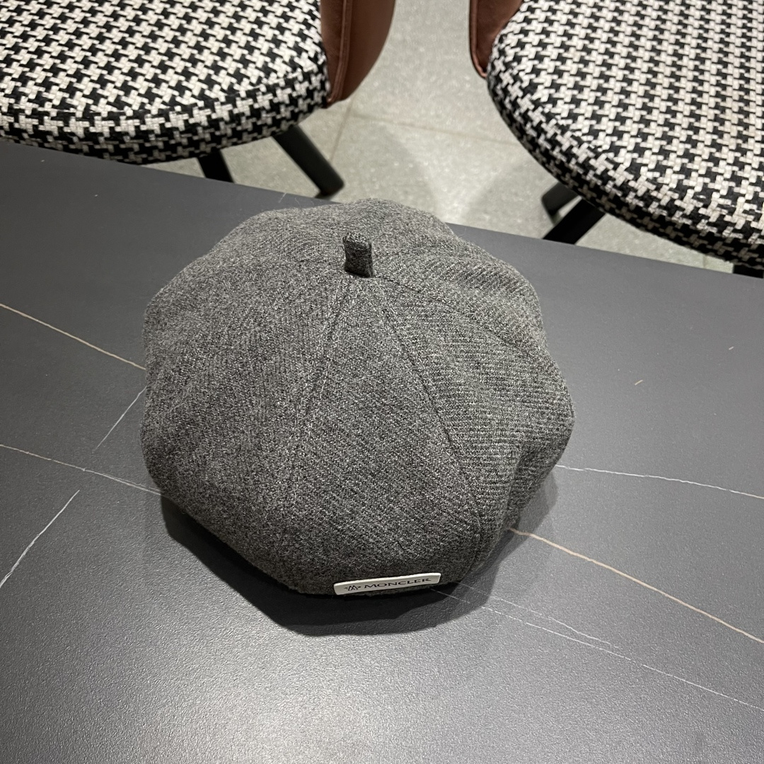  蒙囗 雷帽女秋冬新款显脸小反戴前进帽
秋冬羊毛呢画家帽子