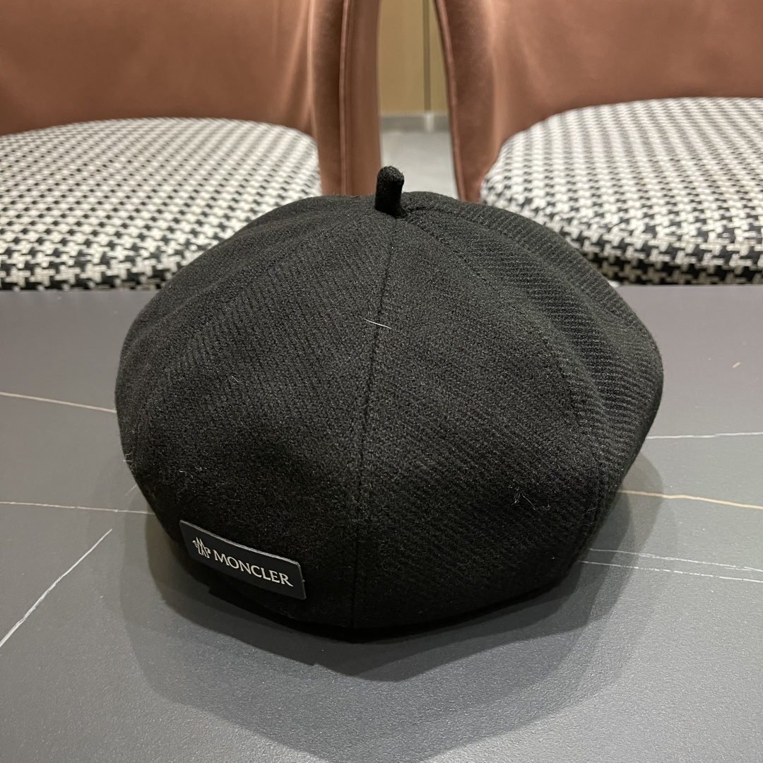  蒙囗 雷帽女秋冬新款显脸小反戴前进帽
秋冬羊毛呢画家帽子