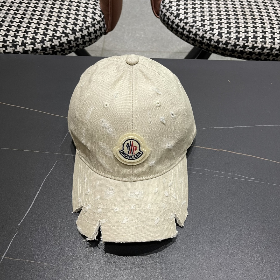  蒙口 早秋新款个性棒球帽子女涂鸦破洞缺角时尚潮流
情侣款遮阳鸭舌帽男