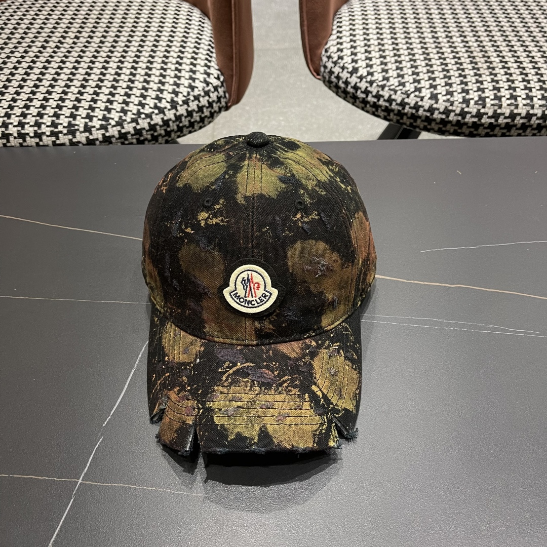 NO:359754,The new personalized baseball hat for women in early autumn, the fashion trend of graffiti holes and missing corners, couples' sun-visual baseball cap, men's hat, straw hat, fisherman's hat, baseball cap, hat, Moncler, espadrilles, hats蒙口 早秋新款个性棒球帽子女涂鸦破洞缺角时尚潮流 情侣款遮阳鸭舌帽男帽子草帽渔夫帽棒球帽,帽子,Moncler,espadrilles,hats,hat