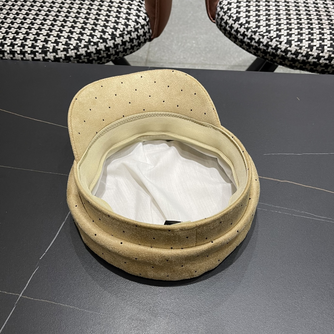  巴黎世家 贝雷八角帽女款洋气时尚鸭舌帽新款平顶帽
日系复古水钻画家报童帽