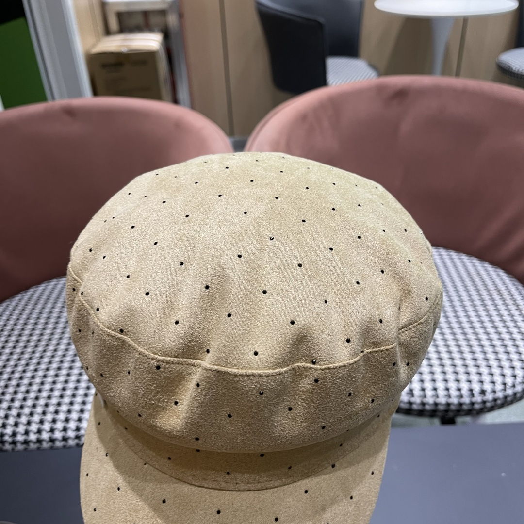  巴黎世家 贝雷八角帽女款洋气时尚鸭舌帽新款平顶帽
日系复古水钻画家报童帽