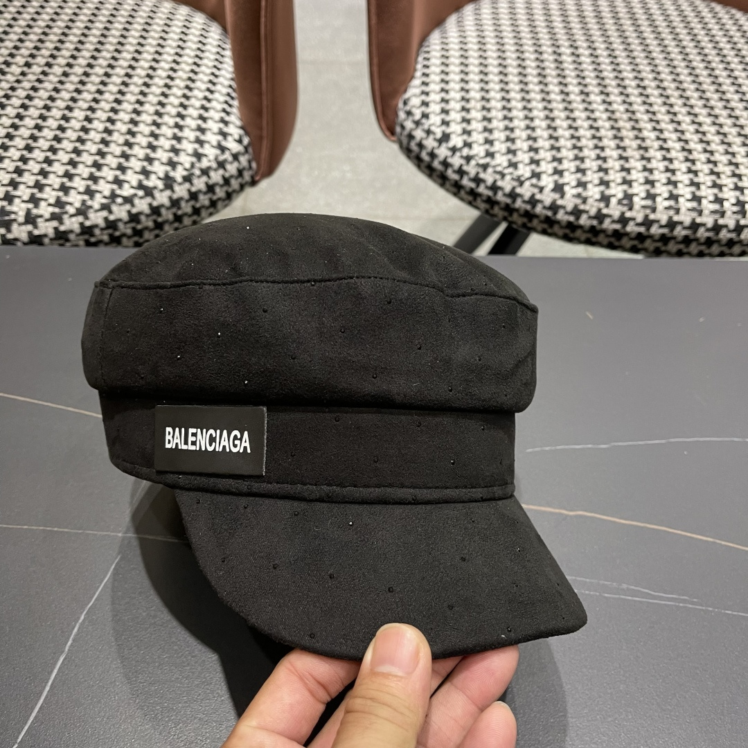  巴黎世家 贝雷八角帽女款洋气时尚鸭舌帽新款平顶帽
日系复古水钻画家报童帽