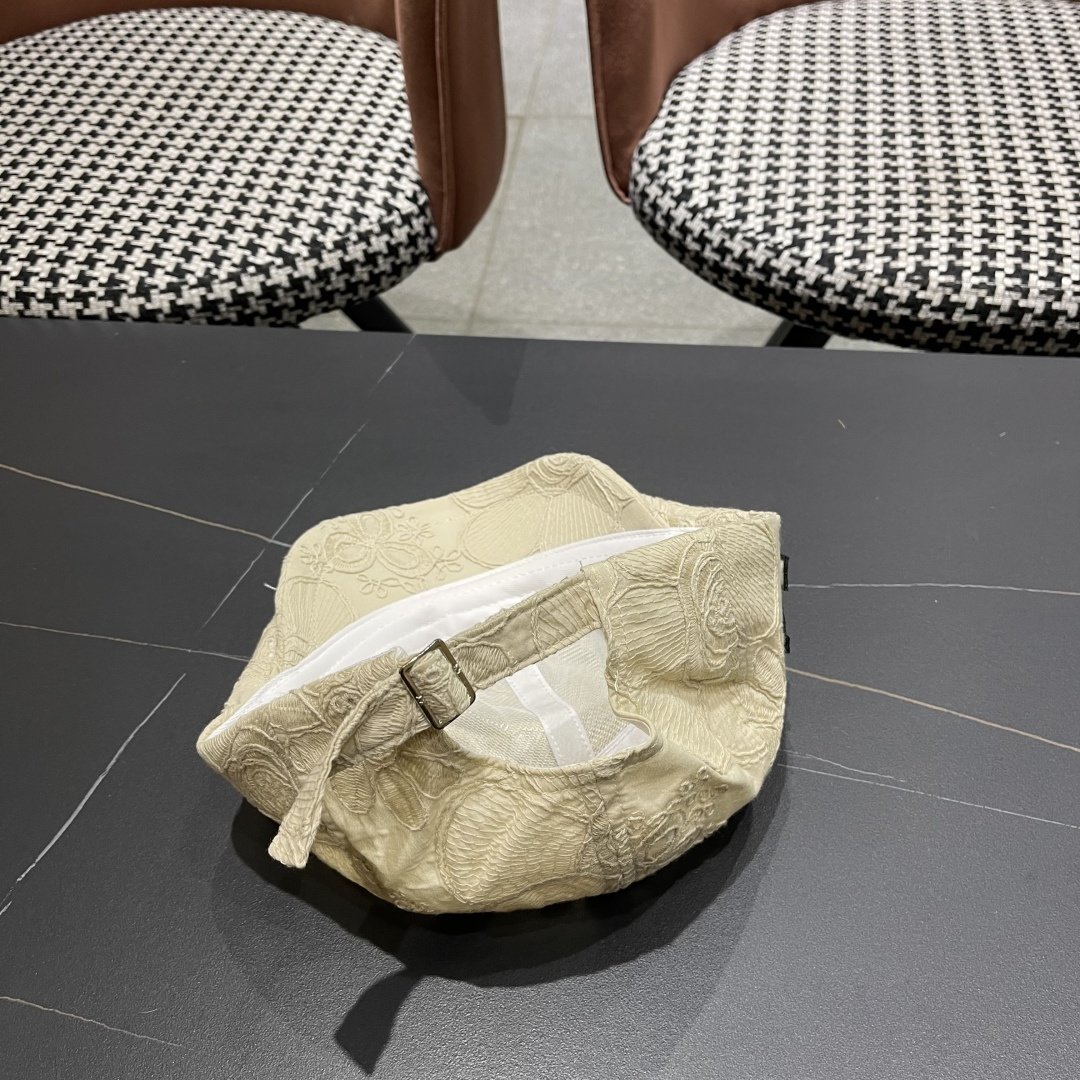  Lv路易威登 美式复古刺绣前进帽女春夏季休闲轻薄户外出游鸭舌贝雷帽显脸小潮