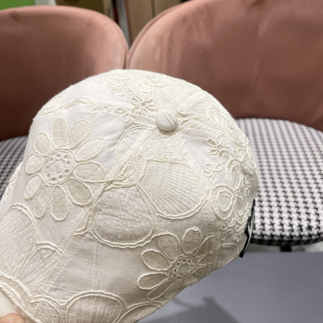  Lv路易威登 美式复古刺绣前进帽女春夏季休闲轻薄户外出游鸭舌贝雷帽显脸小潮