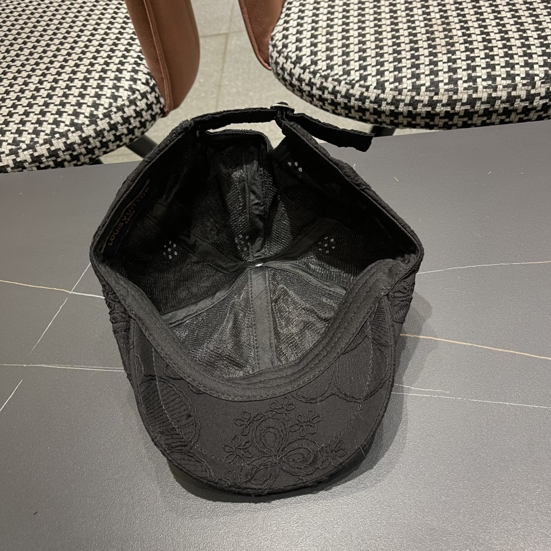  Lv路易威登 美式复古刺绣前进帽女春夏季休闲轻薄户外出游鸭舌贝雷帽显脸小潮