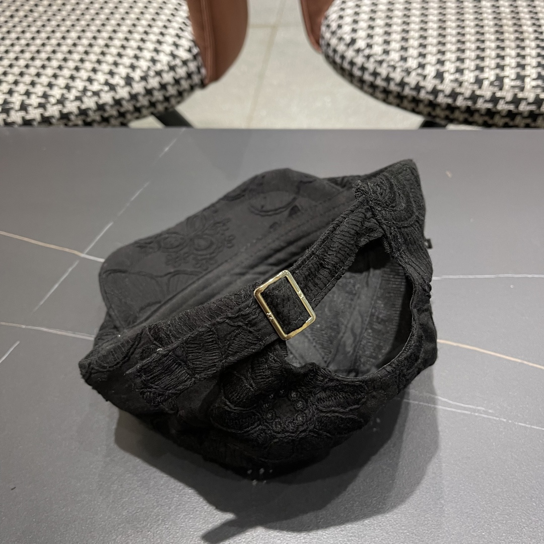  Lv路易威登 美式复古刺绣前进帽女春夏季休闲轻薄户外出游鸭舌贝雷帽显脸小潮