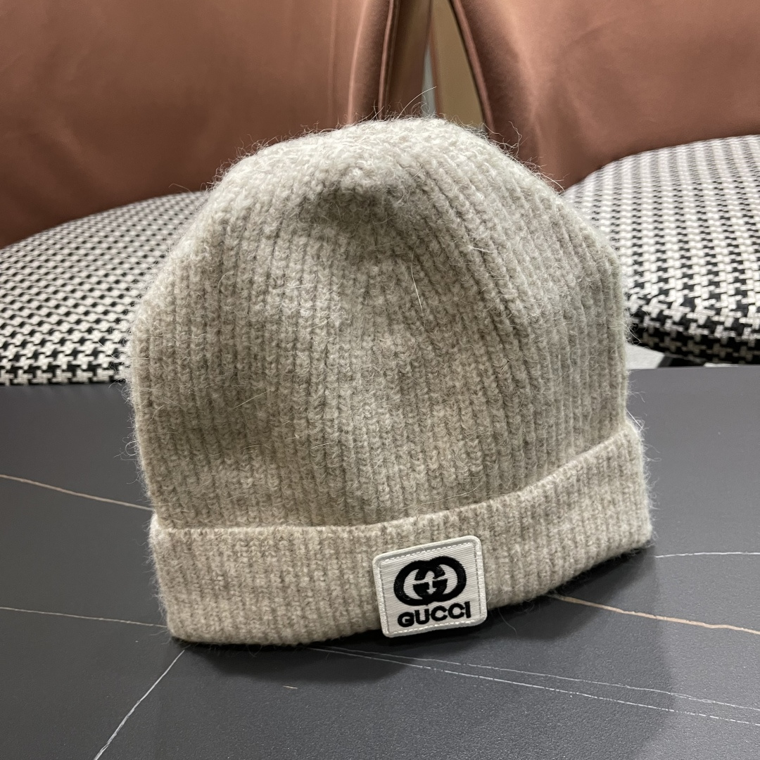  古奇 日本护耳针织帽弹力休闲秋冬保暖百搭
毛线帽男女