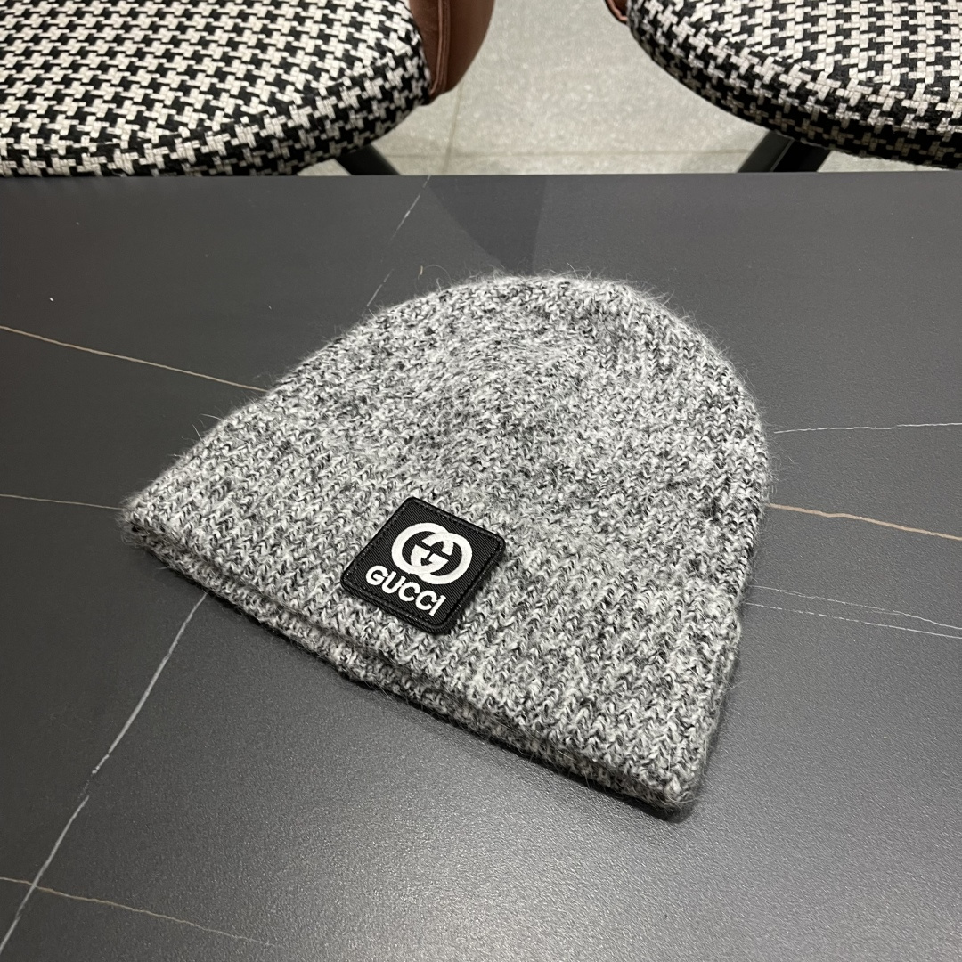  古奇 日本护耳针织帽弹力休闲秋冬保暖百搭
毛线帽男女