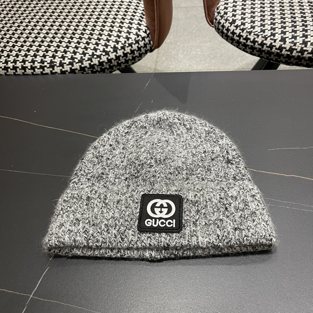  古奇 日本护耳针织帽弹力休闲秋冬保暖百搭
毛线帽男女