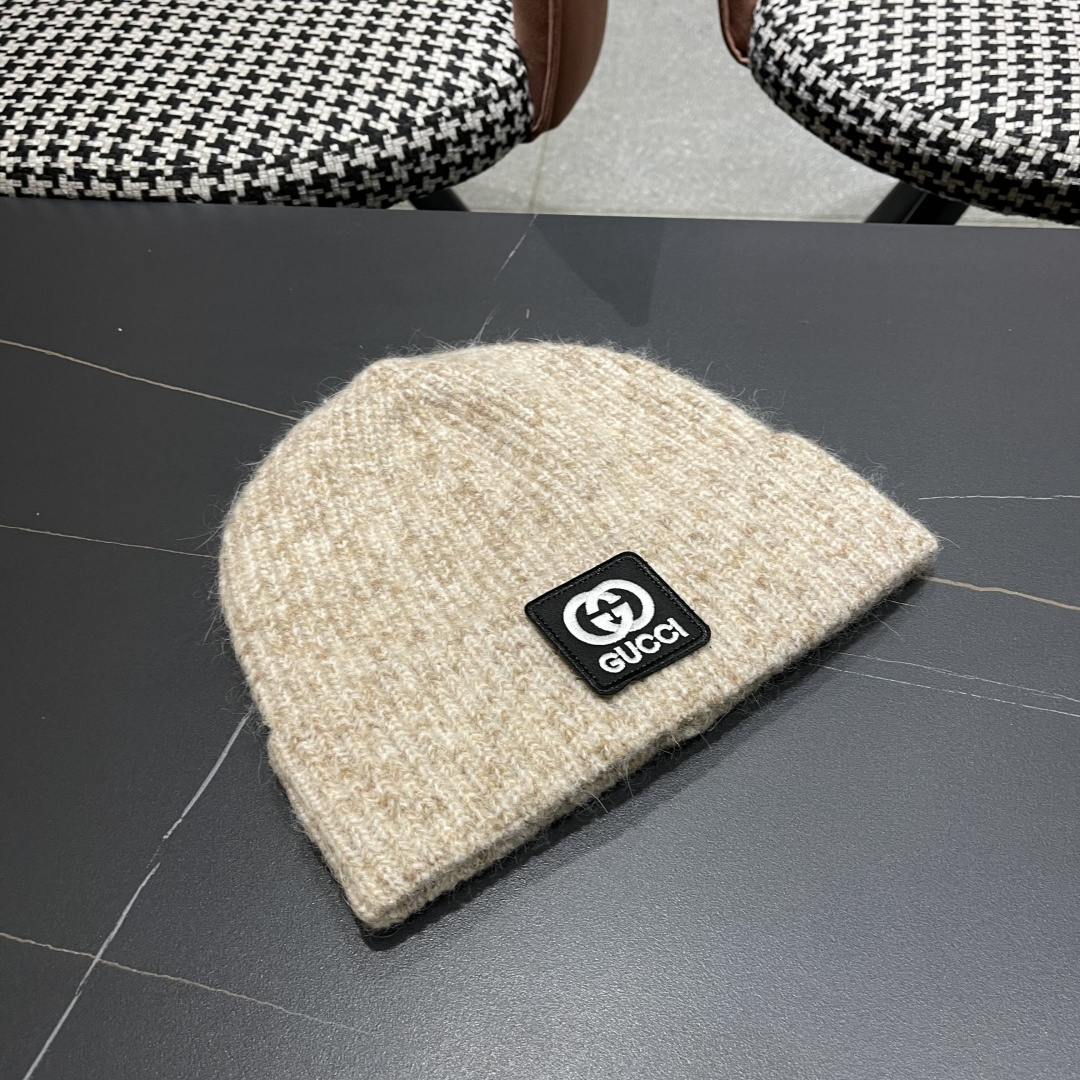  古奇 日本护耳针织帽弹力休闲秋冬保暖百搭
毛线帽男女