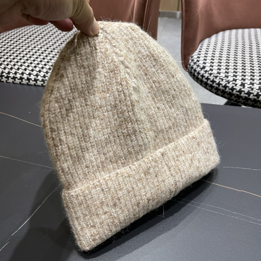  古奇 日本护耳针织帽弹力休闲秋冬保暖百搭
毛线帽男女