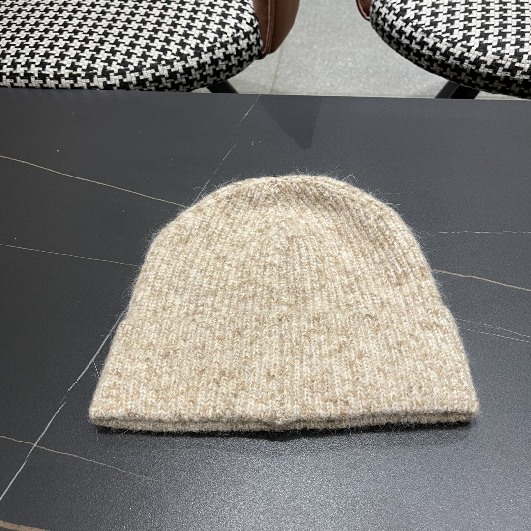  古奇 日本护耳针织帽弹力休闲秋冬保暖百搭
毛线帽男女