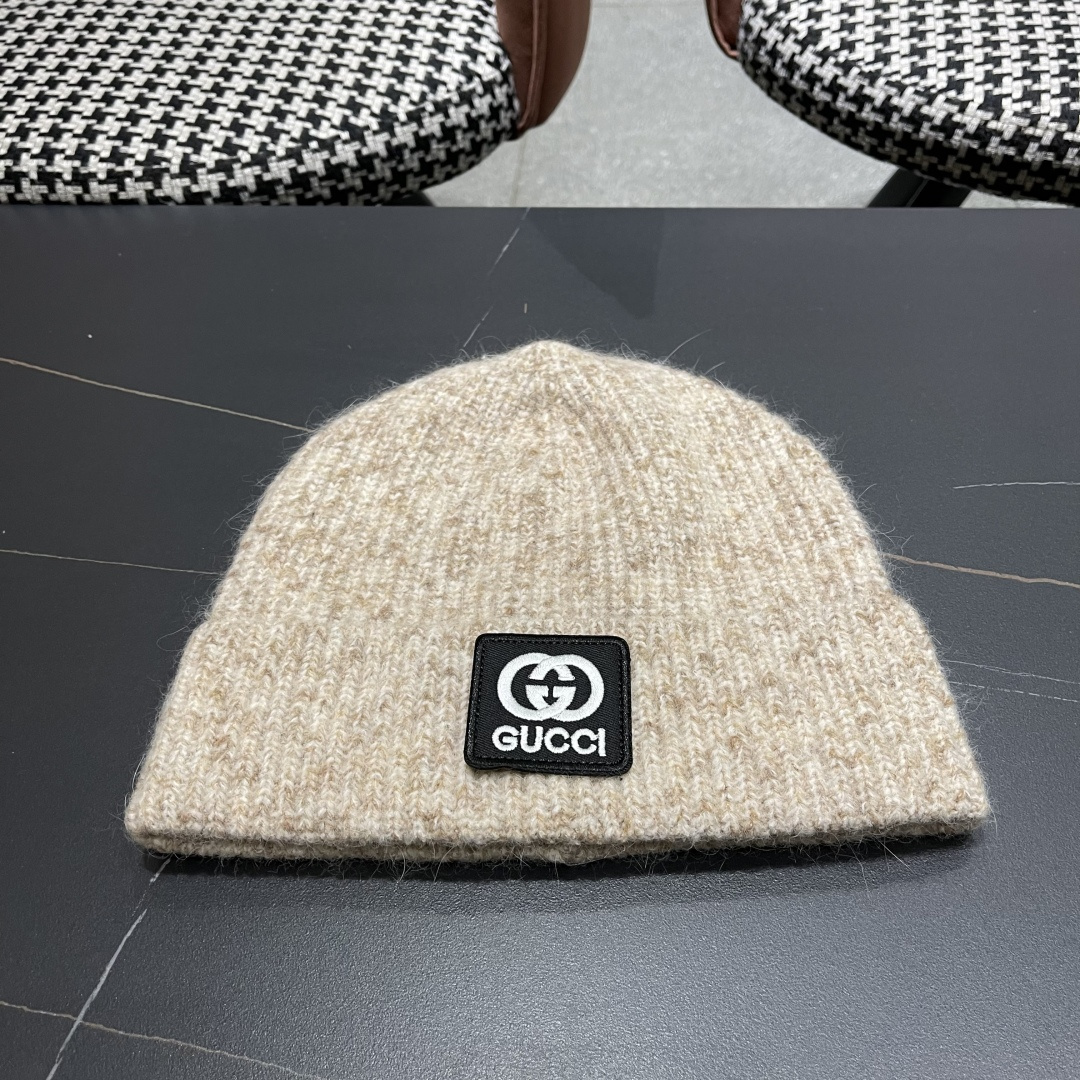  古奇 日本护耳针织帽弹力休闲秋冬保暖百搭
毛线帽男女