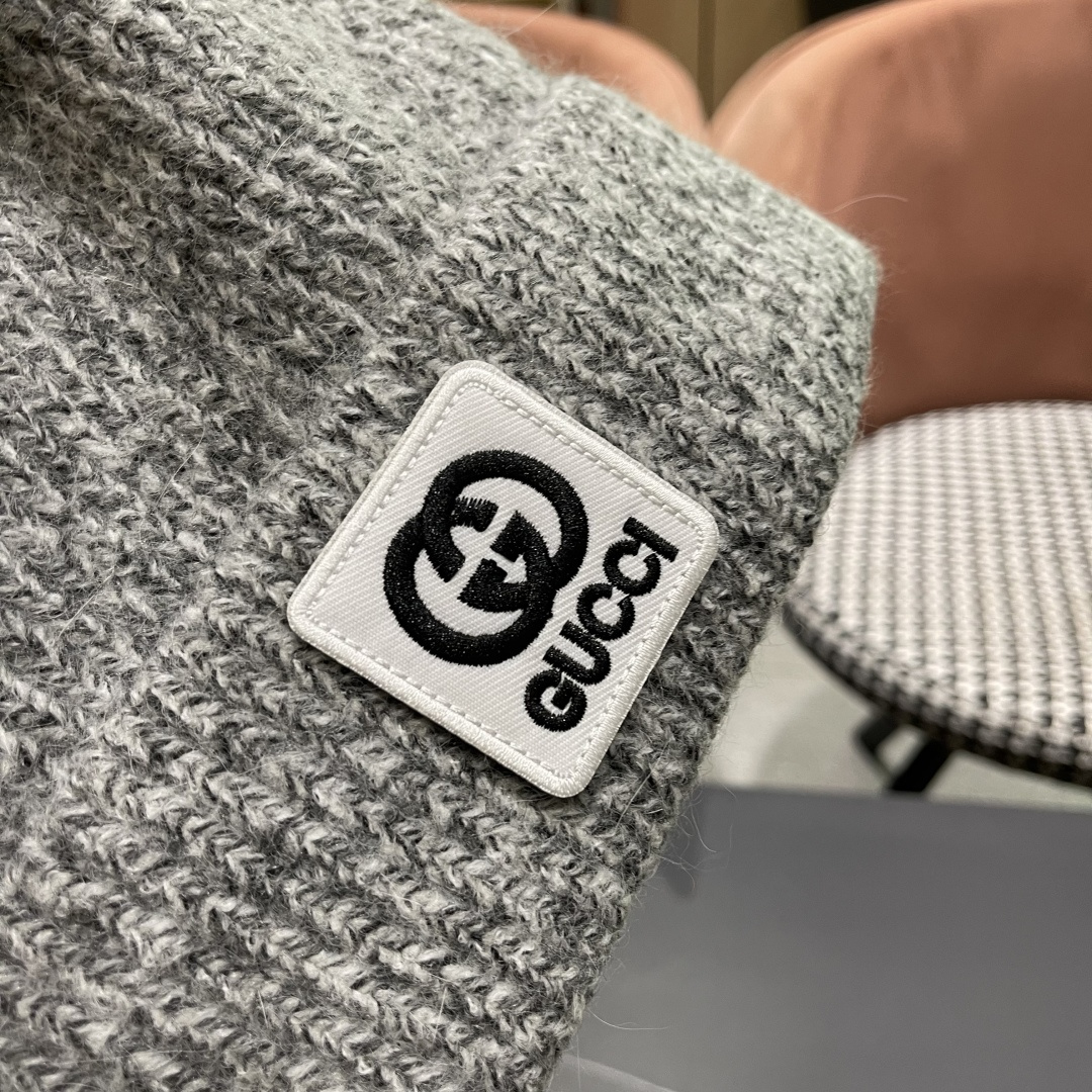  古奇 日本护耳针织帽弹力休闲秋冬保暖百搭
毛线帽男女