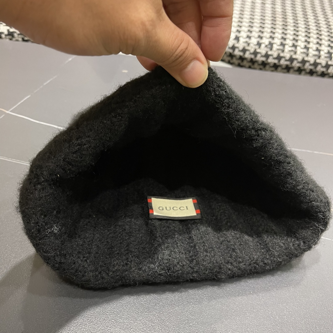 古奇 日系条纹保暖毛线帽子女户外滑雪宽松情侣新款冷帽时尚针织帽