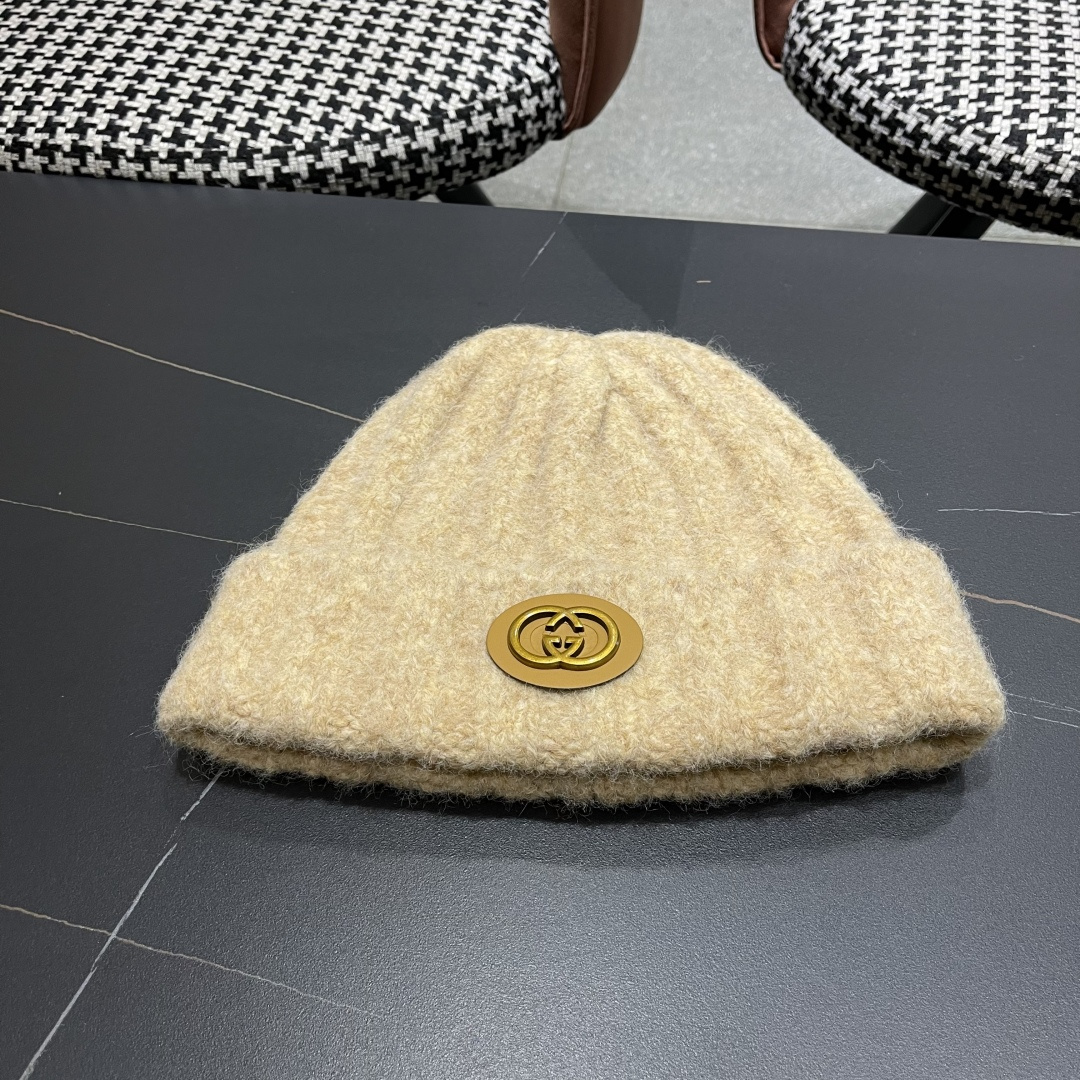 NO:359524,Guchi Japanese striped warm wool hat women outdoor ski loose couple new cold hat fashion knit hat straw hat fisherman hat baseball hat, hat, espadrilles,hats古奇 日系条纹保暖毛线帽子女户外滑雪宽松情侣新款冷帽时尚针织帽帽子草帽渔夫帽棒球帽,帽子,espadrilles,hats,hat