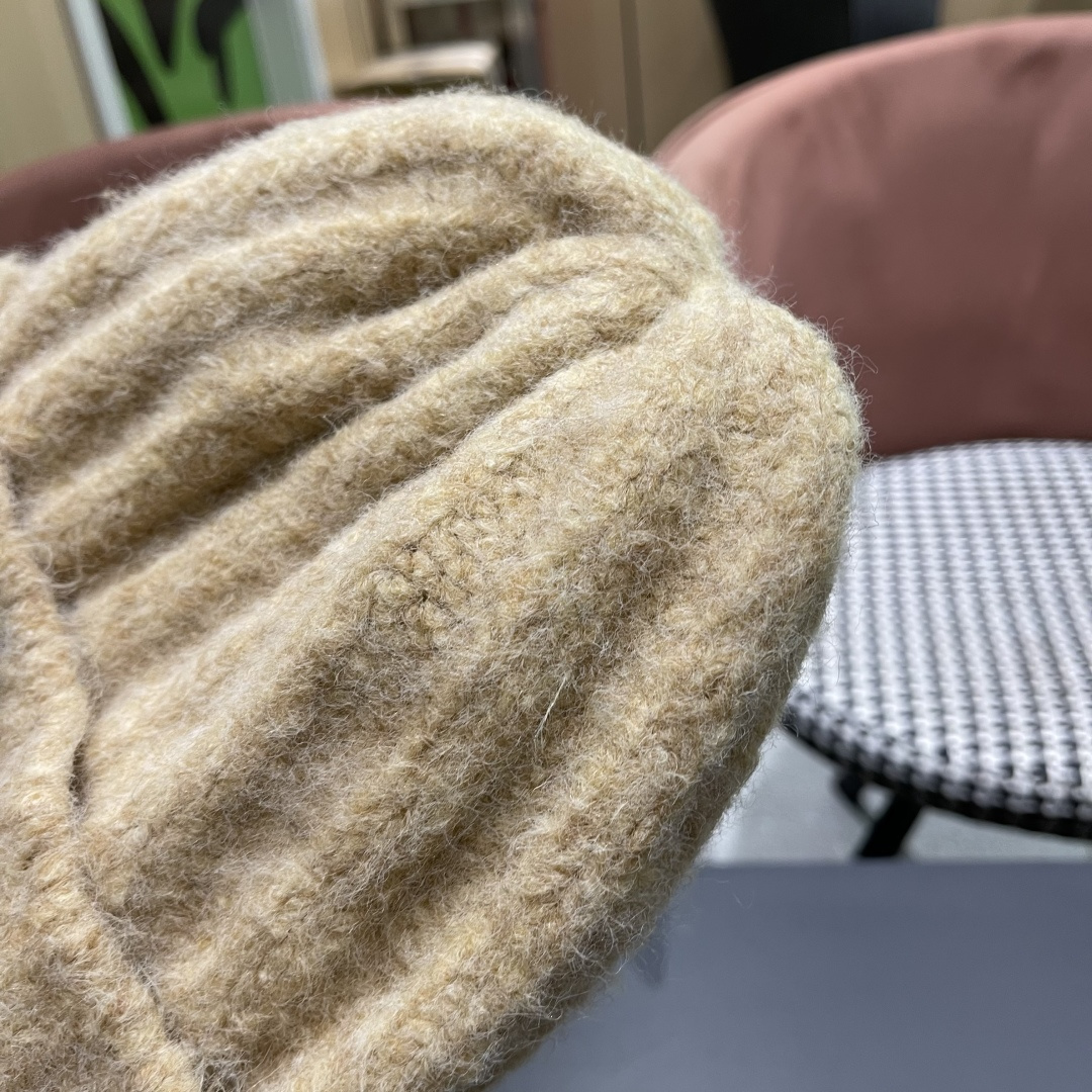 古奇 日系条纹保暖毛线帽子女户外滑雪宽松情侣新款冷帽时尚针织帽