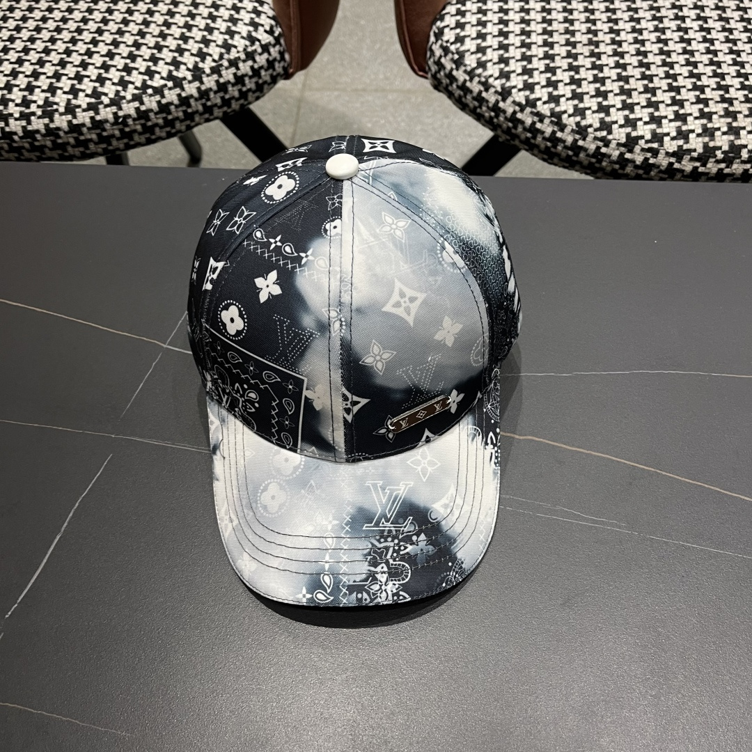  路易威登棒球帽LouisVuitton👒😍2025新款LV棒球帽，重工打造♥完美刺绣，高端大气，百搭款